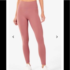 Women's Pink Leggings